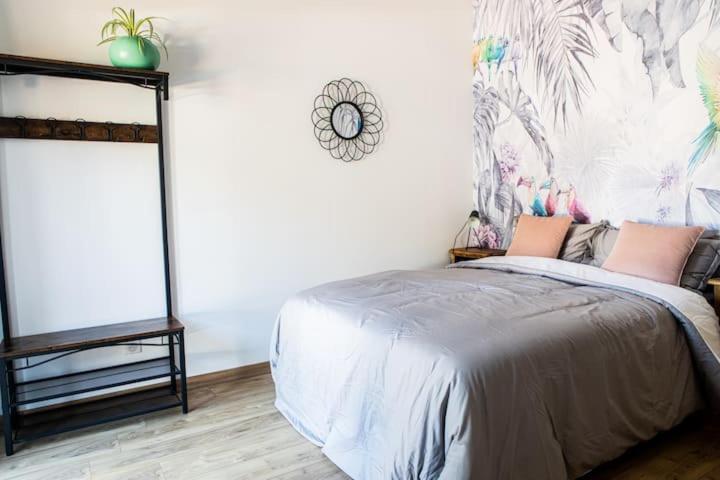 Chambre Tropicale Privee Au Coeur D'Un Village Calme Et Proche Du Vignoble Vinzelles エクステリア 写真