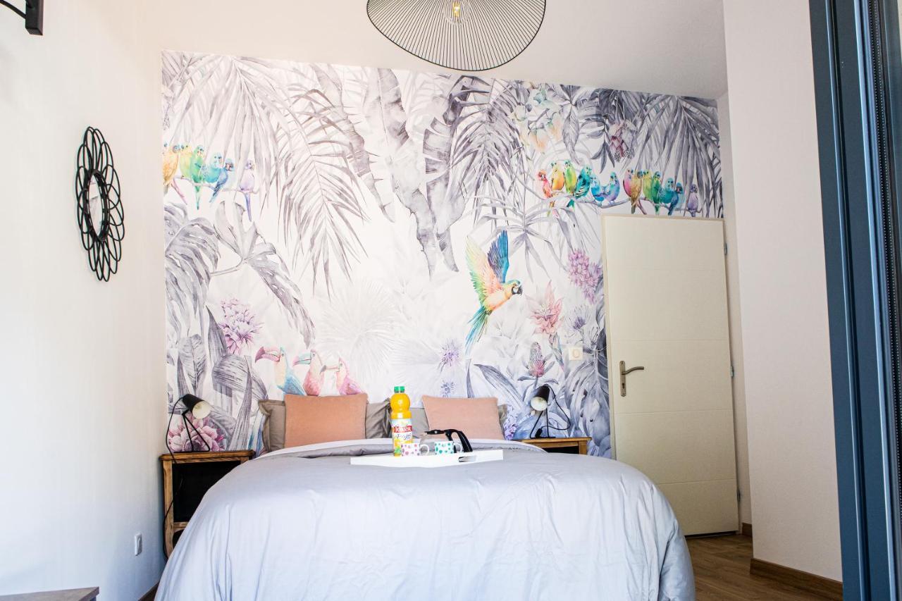 Chambre Tropicale Privee Au Coeur D'Un Village Calme Et Proche Du Vignoble Vinzelles エクステリア 写真